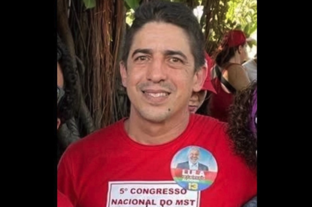 EUA retiram visto de médico brasileiro que comemorou assassinato de Kirk