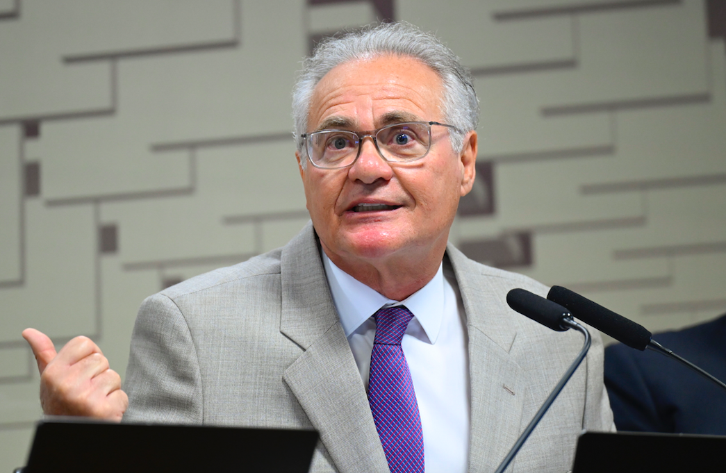 Crusoé: Pesquisa indica Renan à frente de Lira em Alagoas