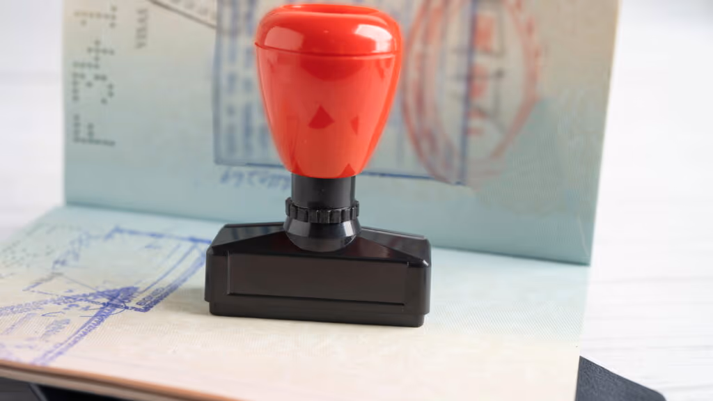 Carimbo no passaporte “caminha para aposentadoria” em 29 países
