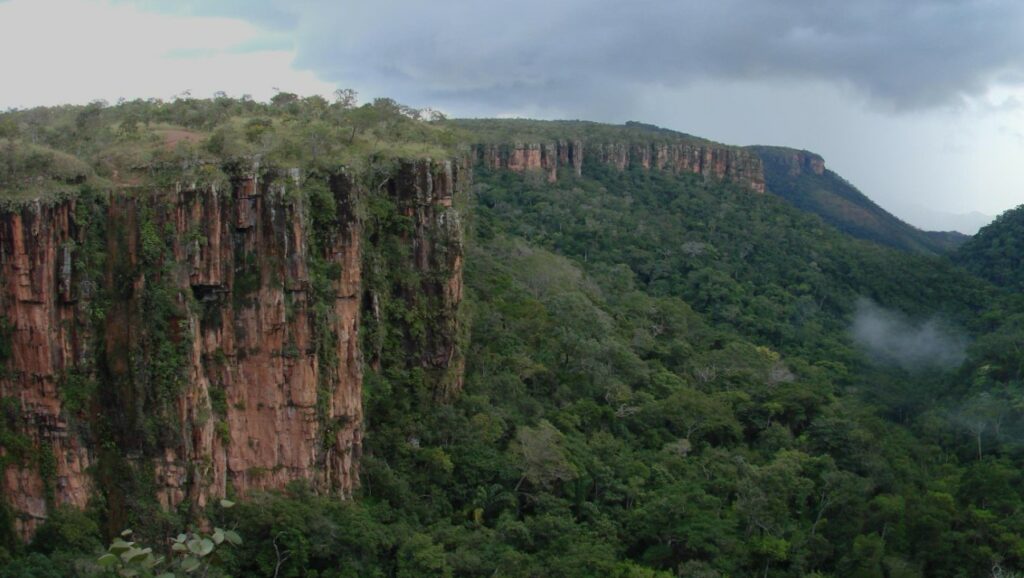 O lugar onde cachoeiras, montanhas e tranquilidade andam juntos