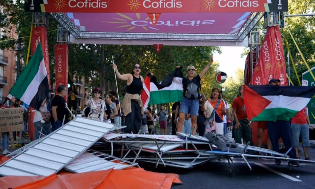 Crusoé: Sánchez elogia protestos contra israelenses em prova de ciclismo