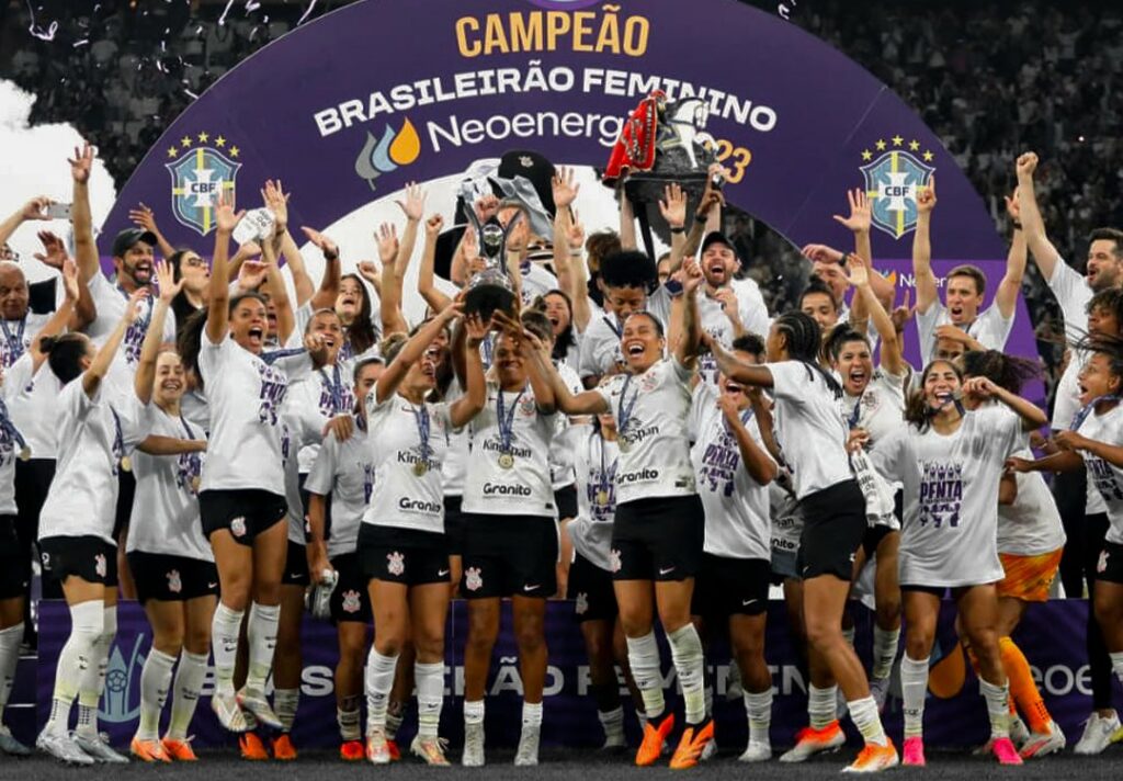 Corinthians é heptacampeão brasileiro feminino com vitória sobre o Cruzeiro