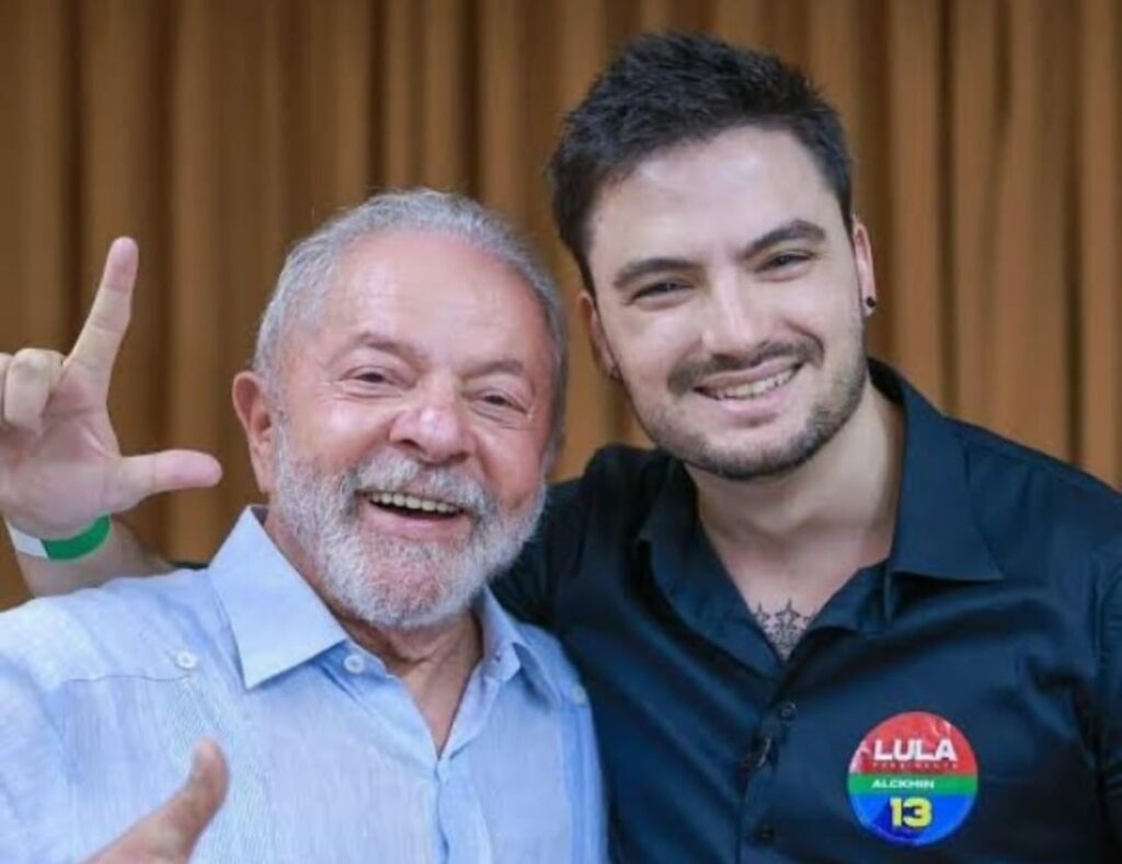 Felipe Neto perde ação e vai ter que pagar a conta do esgoto