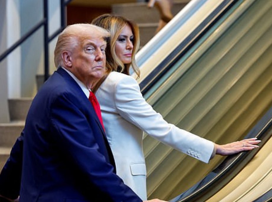 Trump ironiza falhas de escada rolante e teleprompter na ONU; Casa Branca cobra investigação