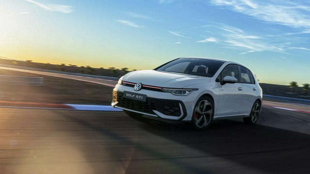 O preço do Golf GTI no Brasil pode ultrapassar o Civic Type R