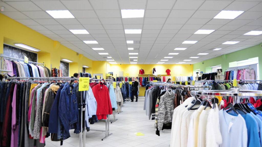 Grande loja de roupas popular se despede mais de 25 lojas vão baixar as portas