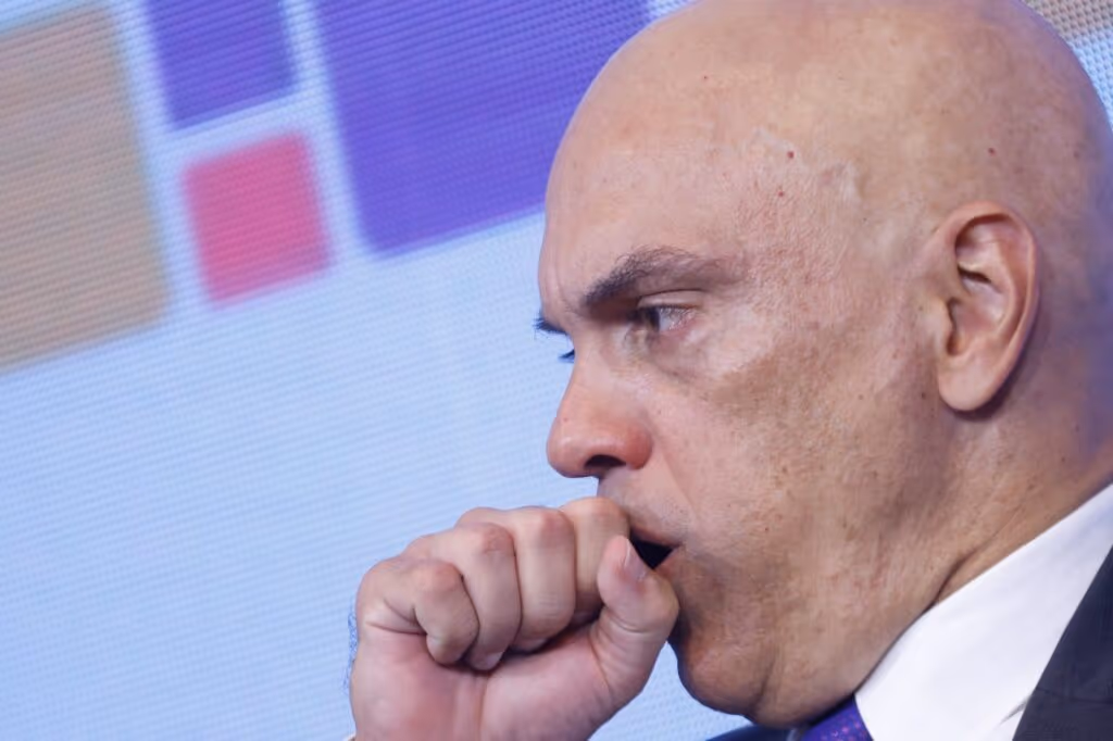 Crusoé: “Ingerência indevida”, diz Itamaraty sobre sanções à esposa de Moraes