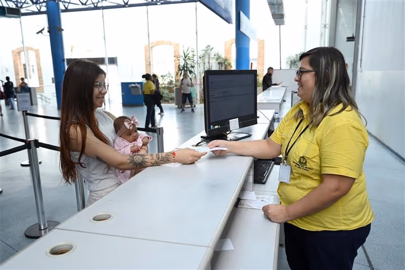 Poupatempo emite Carteira de Identidade Nacional para crianças