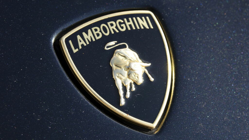Lamborghini ganha indeniza contra herdeira da empresa