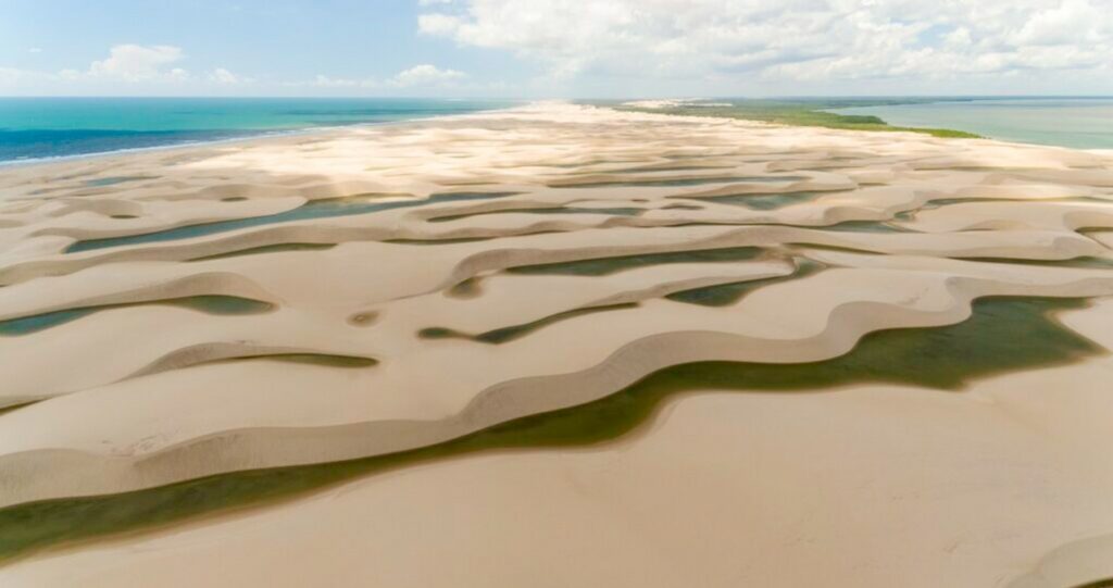 Esse cenário rivaliza com os Lençóis Maranhenses e é 10 vezes mais tranquilo