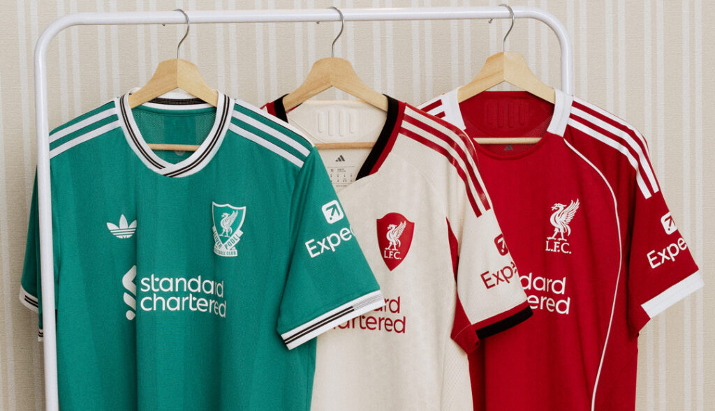 Liverpool lança novo uniforme em cor inusitada e cria polêmica na web