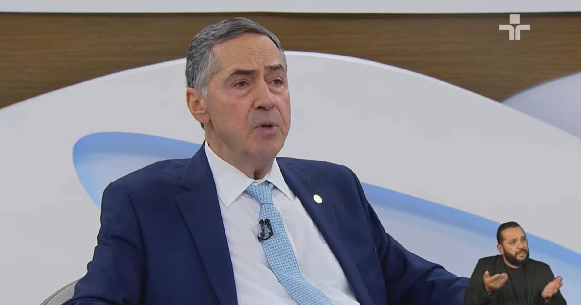 “Não há tirania alguma”, diz Barroso sobre STF