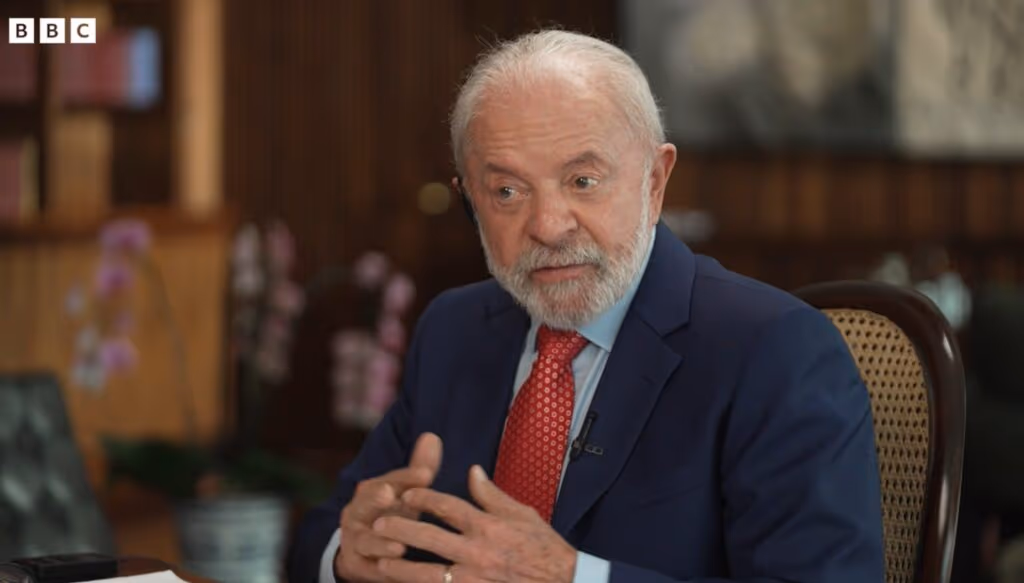 Lula admite nem ter tentado ligar para Trump para discutir tarifaço