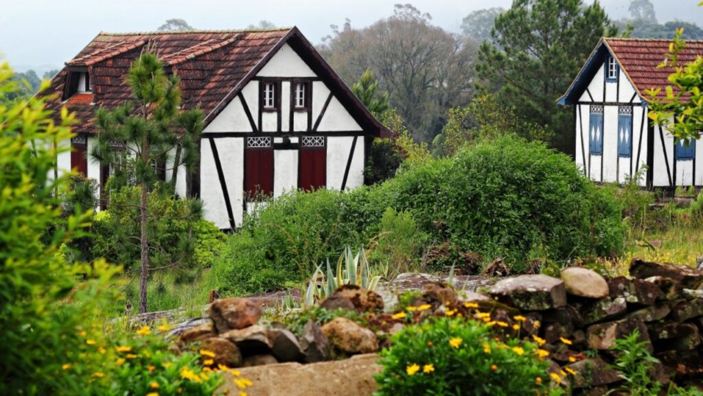 Essa cidade tem jardins perfeitos e um clima delicioso que refresca a alma