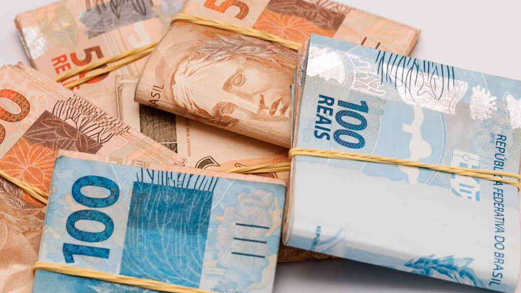 Parlamentares do PL apoiaram aumento de impostos em votações