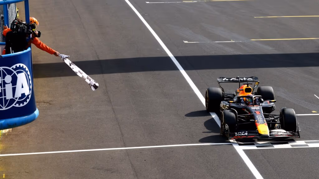 Polêmica na McLaren e vitória recorde de Verstappen em Monza