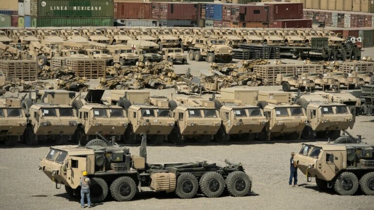 Crusoé: Trump quer militares americanos de volta ao Afeganistão