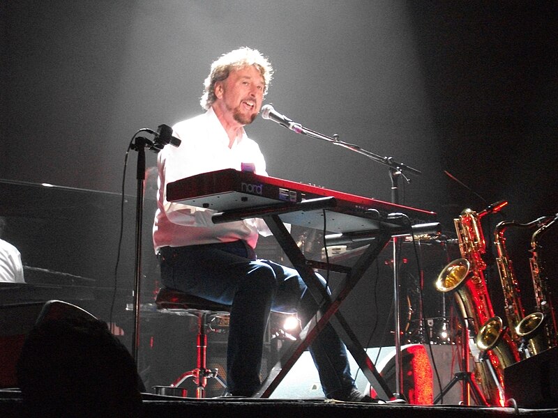 Morre Rick Davies, cofundador do Supertramp, aos 81