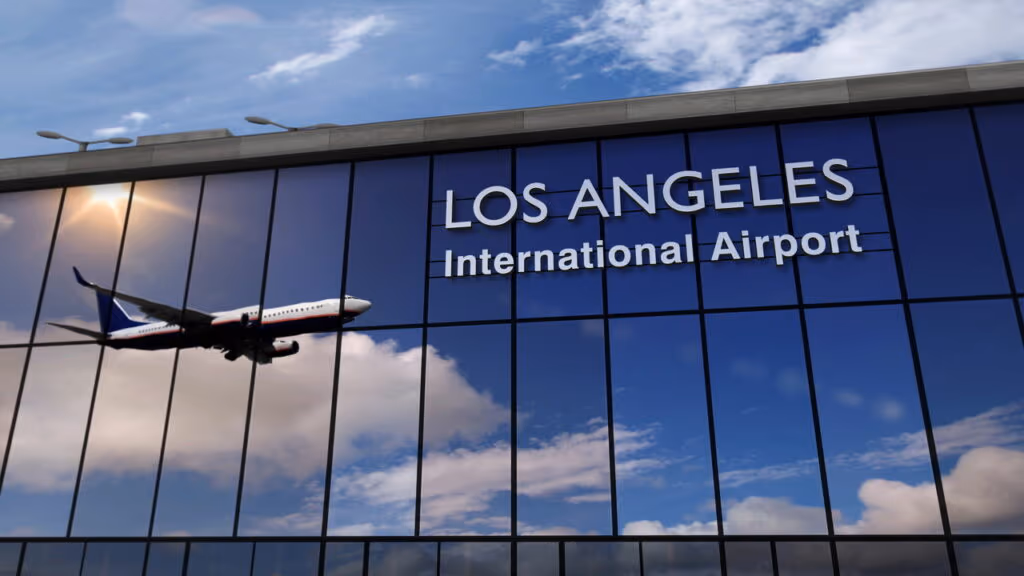 Falha na pista do aeroporto de Los Angeles quase causa tragédia