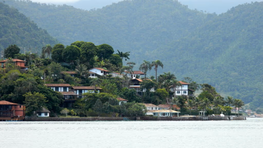 Assassinato de policial ao sair de igreja abala Angra dos Reis