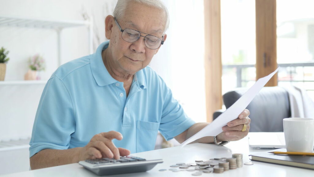 Quanto os aposentados gastam em média por ano? - Créditos: depositphotos.com / ijeab