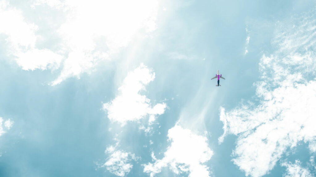 Inovações tecnologicas reduzem custos e promete voos mais baratos no futuro - Créditos: depositphotos.com / VitalikRadko