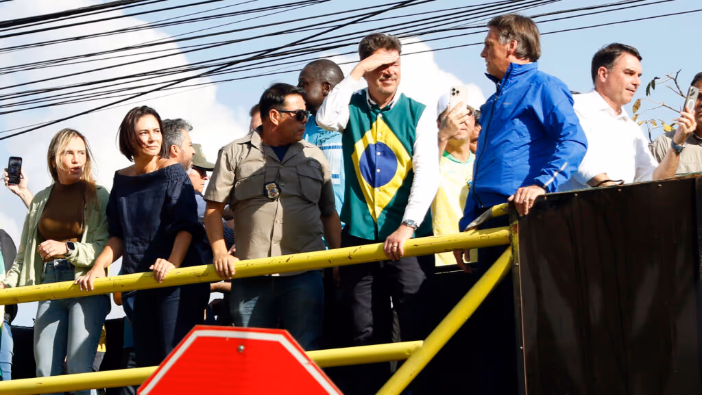 Moraes libera Bolsonaro para fazer procedimento médico