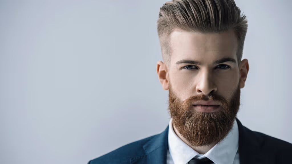 A melhor rotina natural para conquistar uma barba cheia em pouco tempo