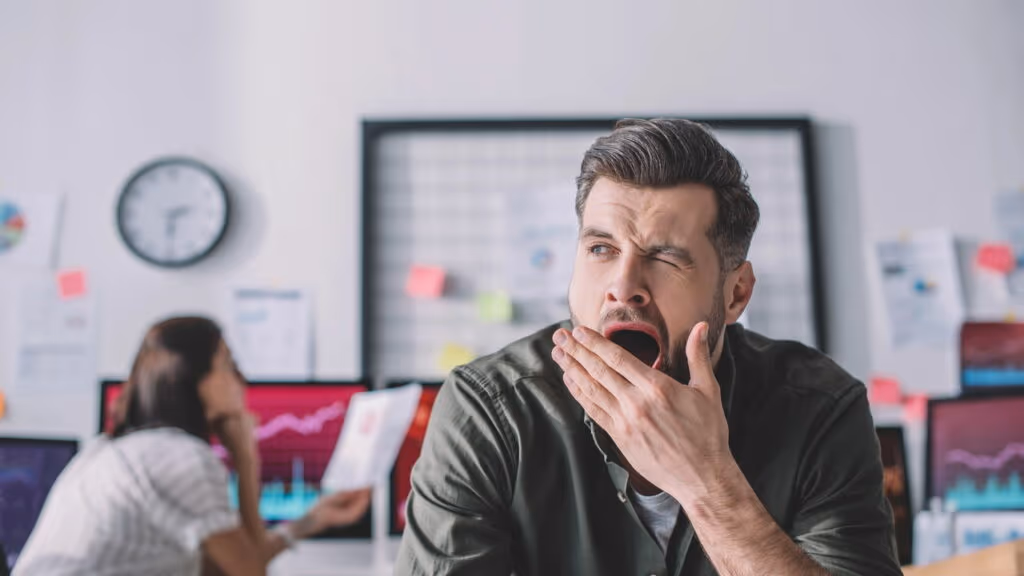 Por que bocejamos quando vemos alguém bocejar