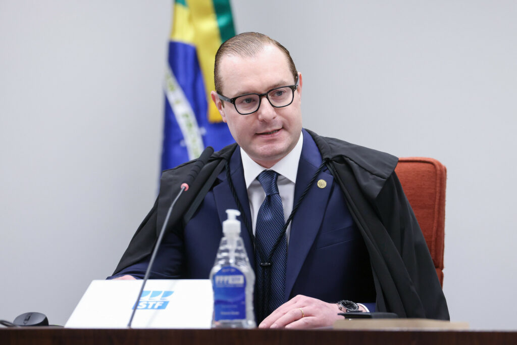 Zanin segue Moraes e vota para tornar Tagliaferro réu