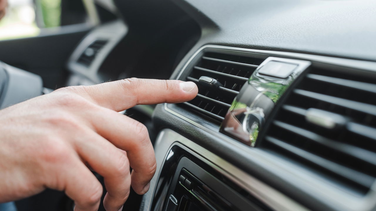 O carro perde força com o ar-condicionado ligado ou é só mito?