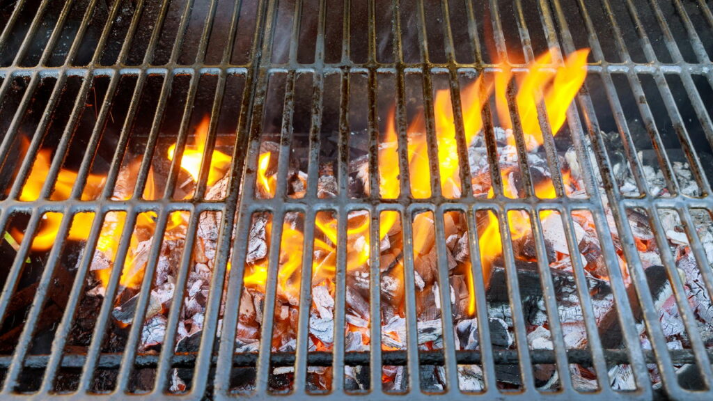 Explosão em churrascaria na Bahia deixa sete pessoas feridas