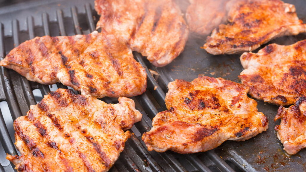 O segredo para um churrasco perfeito dentro do seu apê - Créditos: depositphotos.com / Patryk_Kosmider