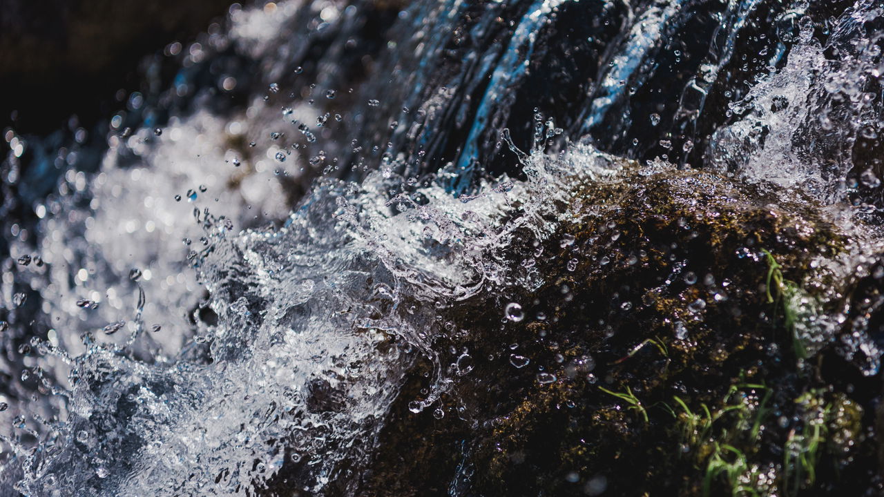 Criança é arrastada por correnteza na Praia da Enseada, SP