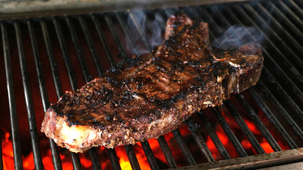 Churrasco ganha novos queridinhos com preço que cabem no seu bolso - Créditos: depositphotos.com / gustavofrazao