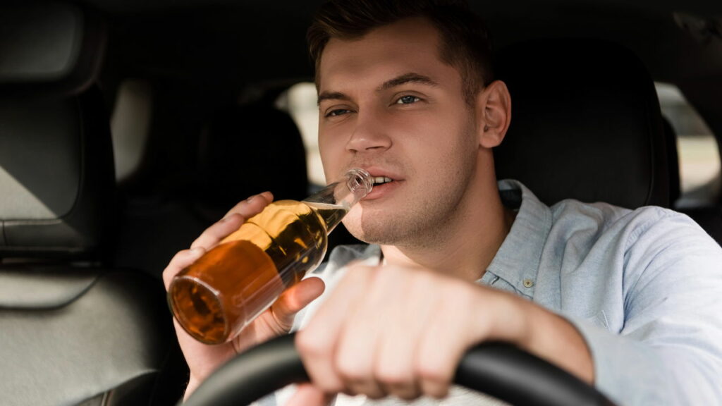 O que significa somar pontos “sem ver” na CNH e por que esse acúmulo de infrações comuns gera suspensão real