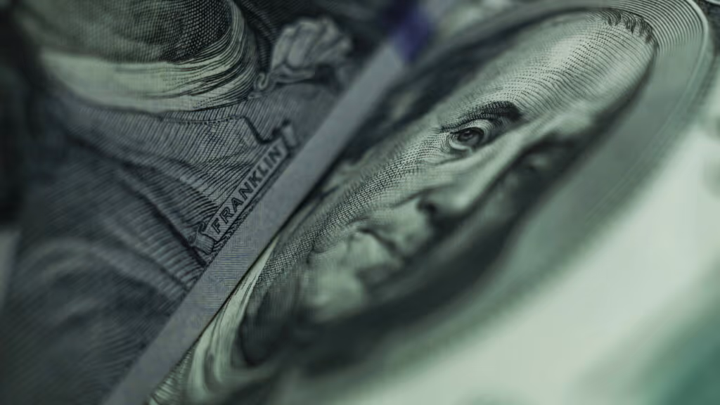 Quanto está o dólar hoje, 03/10? Veja a cotação atualizada e tendências