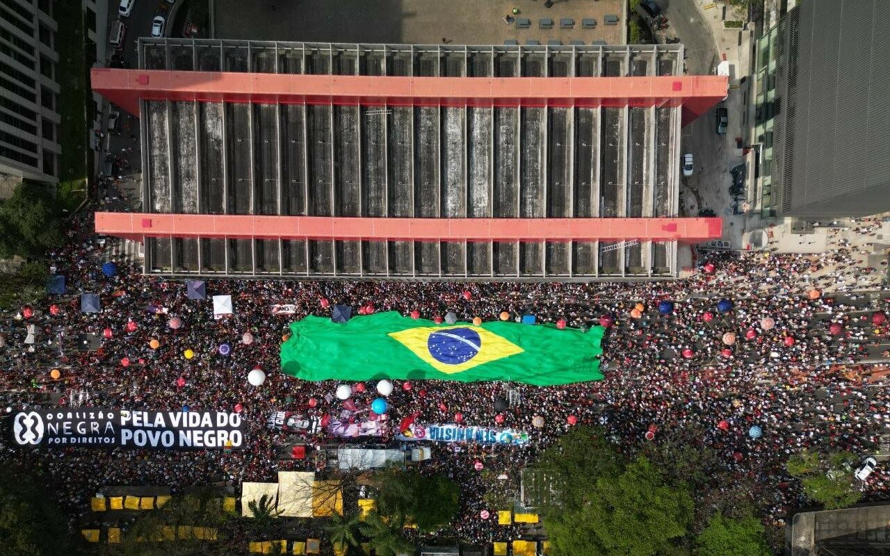 Crusoé: Seis efeitos práticos do “Domingo Vermelho”