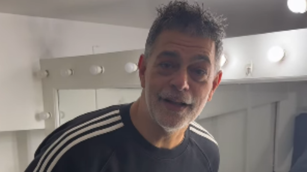 Eduardo Moscovis abre o jogo sobre luta contra álcool e drogas
