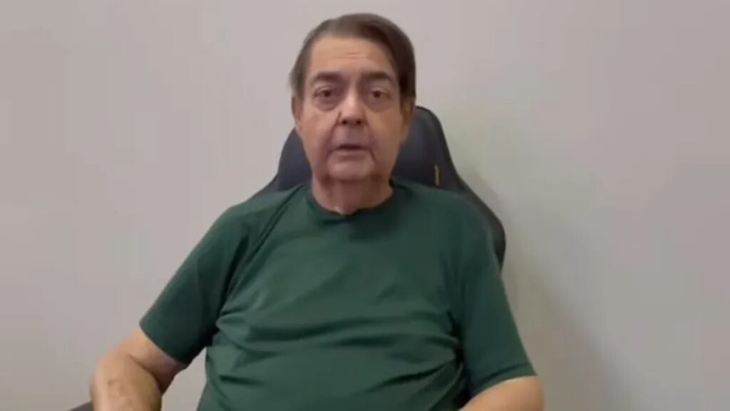 Faustão é homenageado por genro que é apresentador da Record