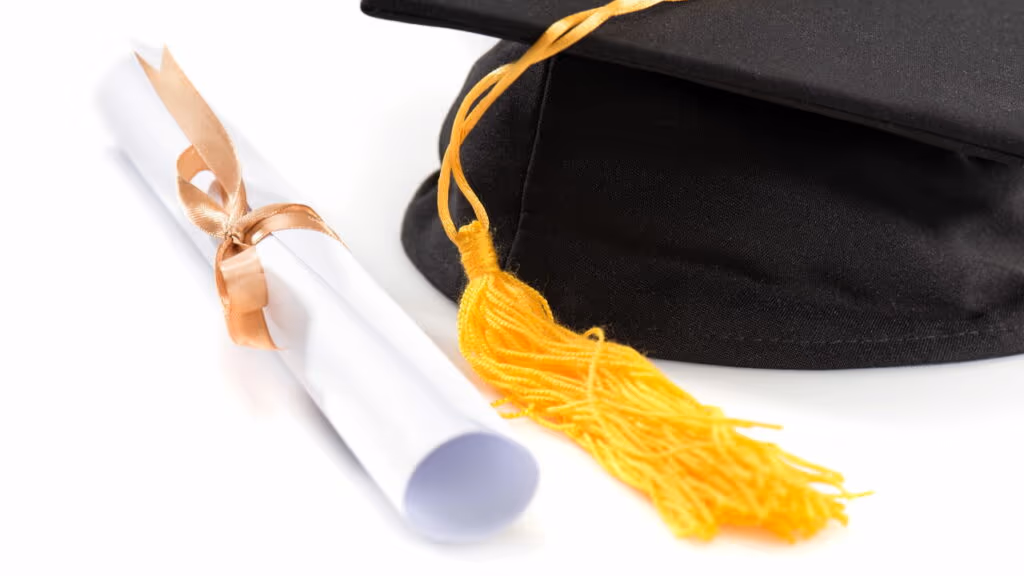 Estudante elogia Jesus em seu discurso da formatura e tem seu diploma negado