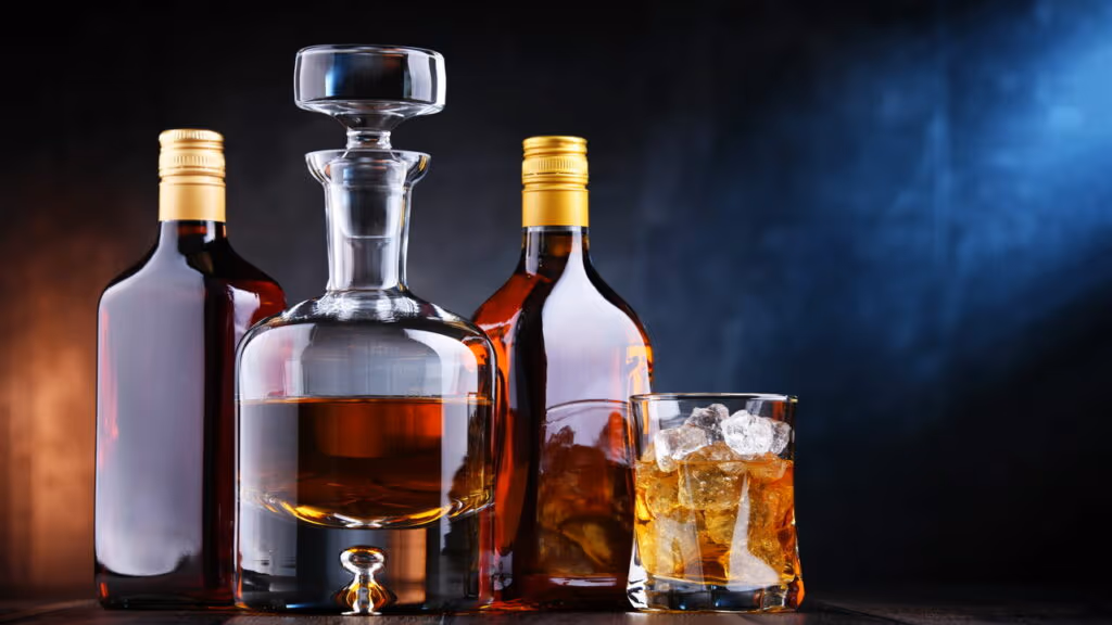 117 garrafas de bebidas adulteradas são apreendidas em SP