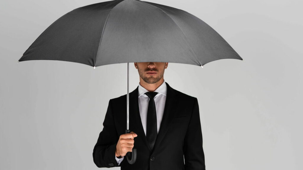 A função secreta da ponta de metal do seu guarda-chuva