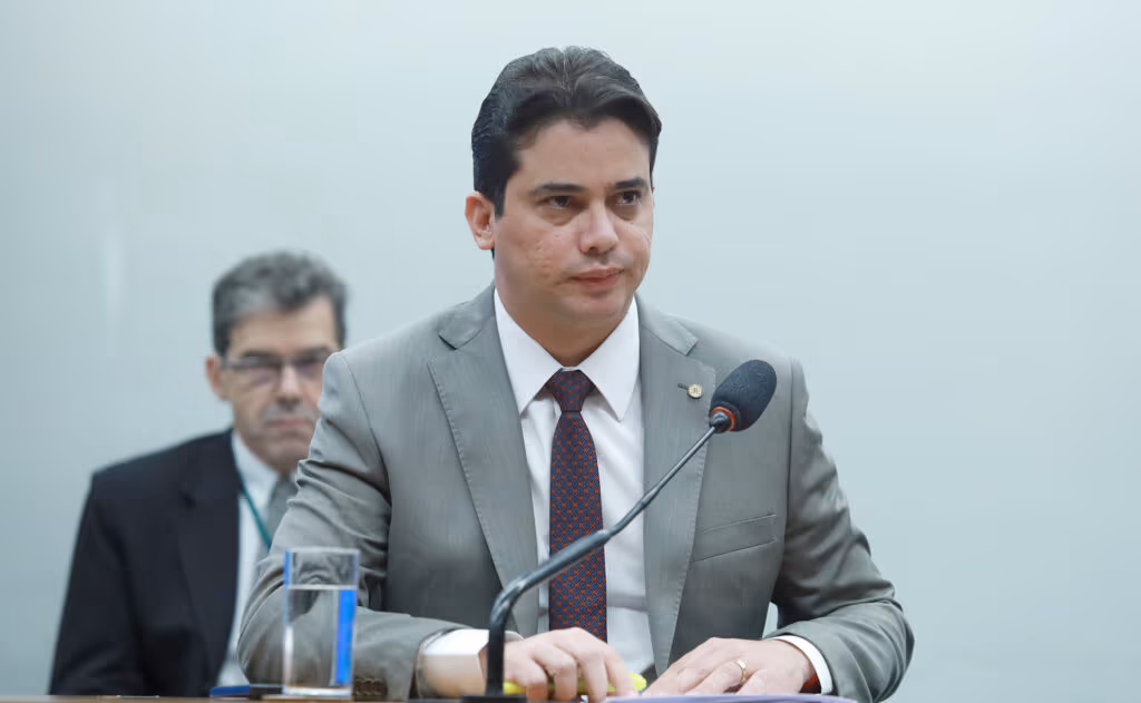 Investigados por desvios de emendas votaram “Sim” à PEC da blindagem