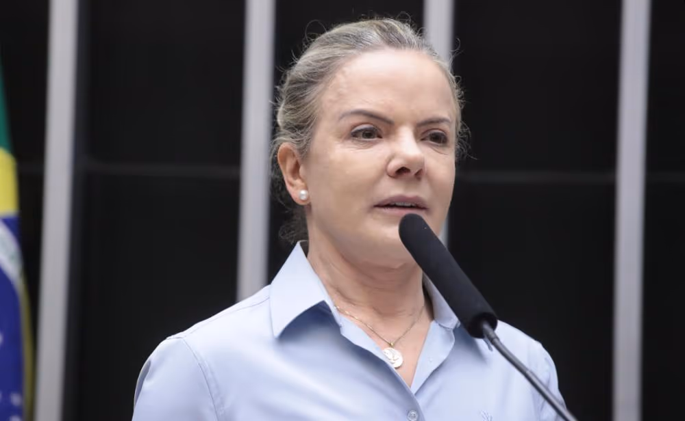 Crusoé: Gleisi é rejeitada pela maioria dos paranaenses