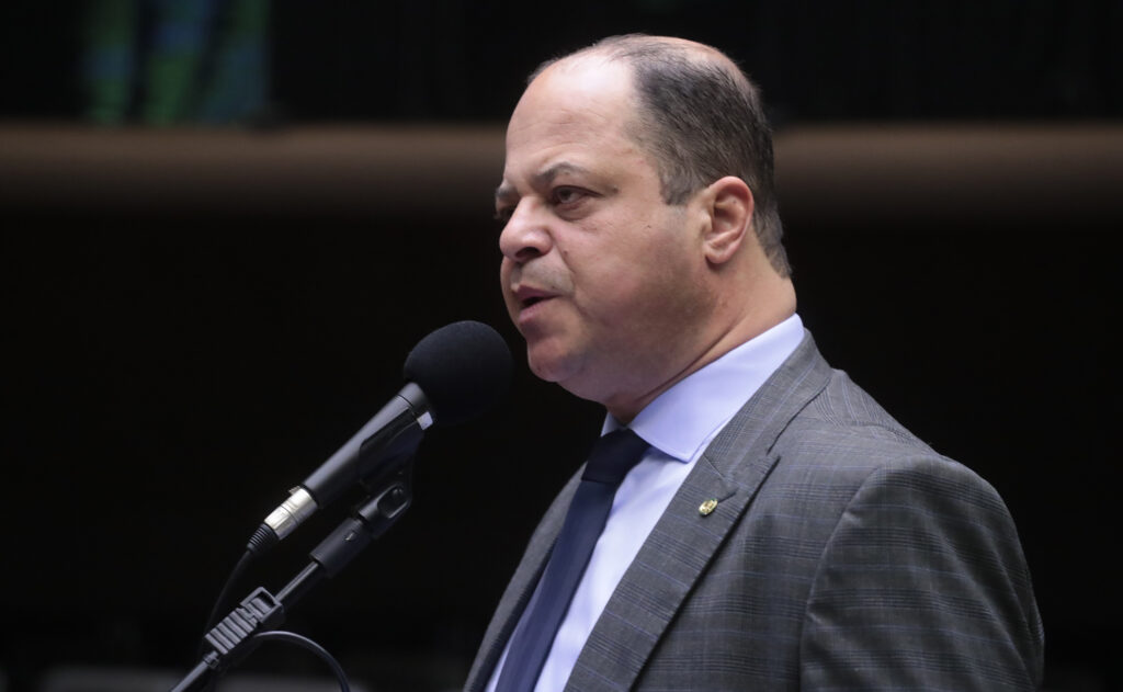 Câmara aprova projeto que amplia punição para maus-tratos contra pessoas com deficiência