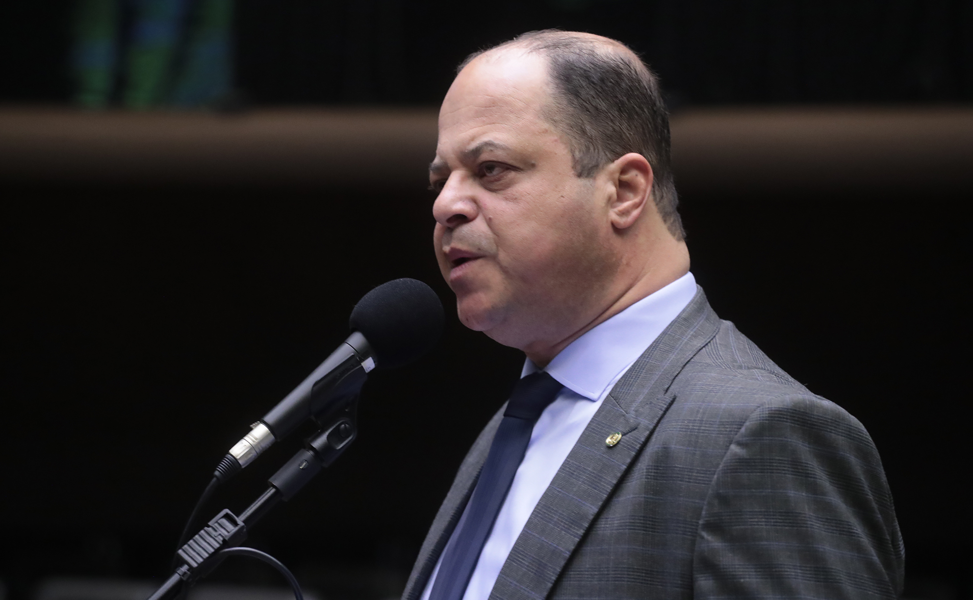 Deputado tenta reduzir resistência de Ministério por regulamentação de app