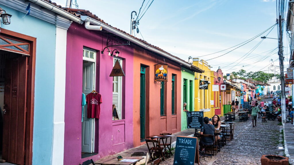 Essa cidade da Bahia tem natureza exuberante e virou refúgio de quem busca sossego