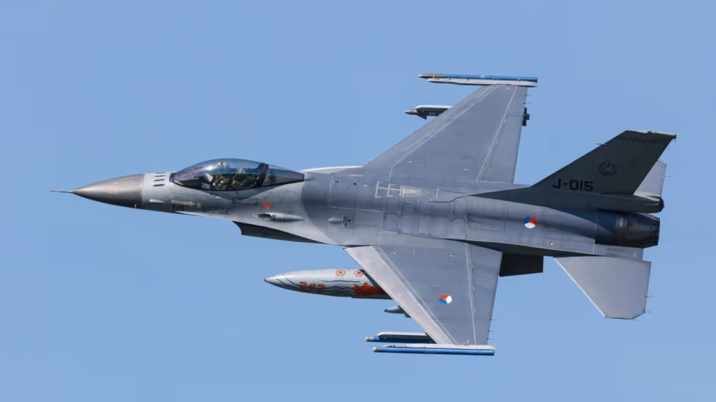 Chegada dos F-16 inicia nova era na defesa aérea e modernização militar da Argentina