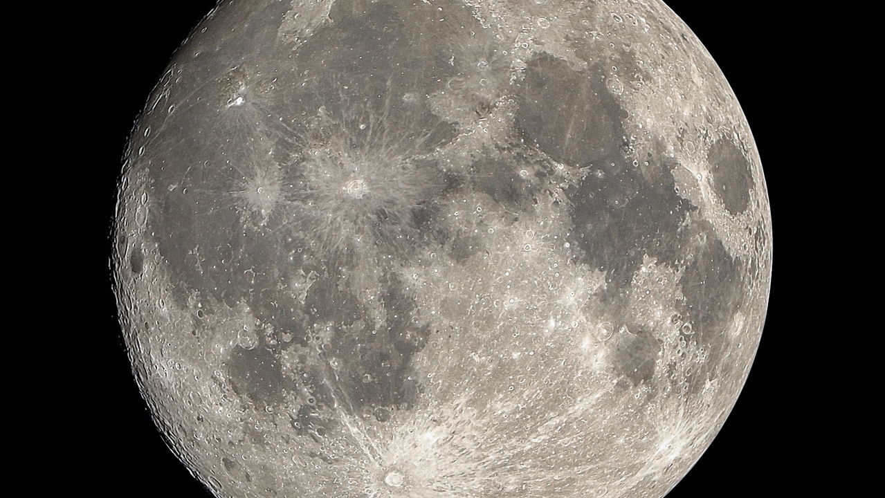 NASA explica por que a Lua mais brilhante do ano será um espetáculo único visto em outubro